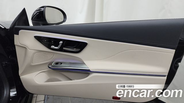 Mercedes-Benz CLE-Class (C236) CLE200 Coupe 2024 — фото 25