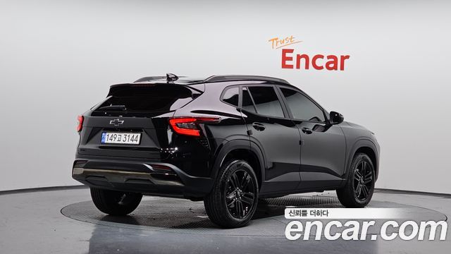Chevrolet Trax Crossover 1.2 ACTIV Plus 2024 — фото 2