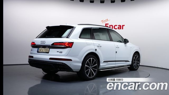 Audi Q7 (4M) 55 TFSI Quattro Premium 2021 — фото 2