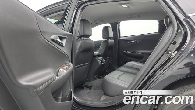 Chevrolet Malibu 2.0 Turbo Premier Special 2019 — фото 17