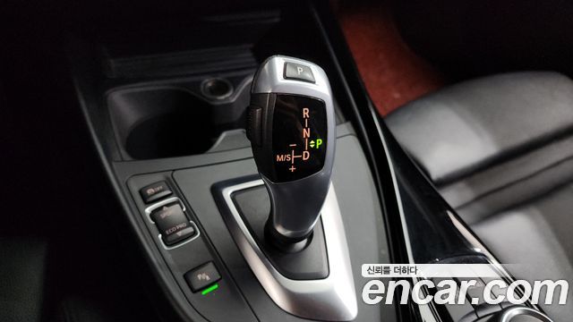 BMW 1 Series (F20) 118d Sport 5Door 2017 — фото 9