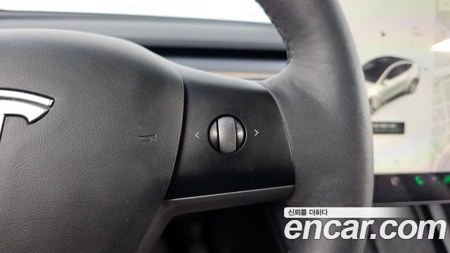 Tesla Model Y Long Range AWD 2021 — фото 30
