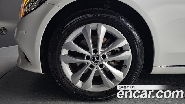 Mercedes-Benz C-Class (W205) C200 Avantgarde 2020 — фото 5