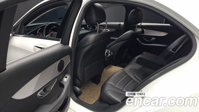 Mercedes-Benz C-Class (W205) C200 Avantgarde 2020 — фото 12