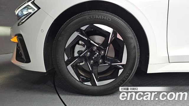 Kia K5 (III) 2.0 Noblesse 2024 — фото 5