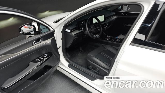 Kia K5 (III) 2.0 Noblesse 2024 — фото 10