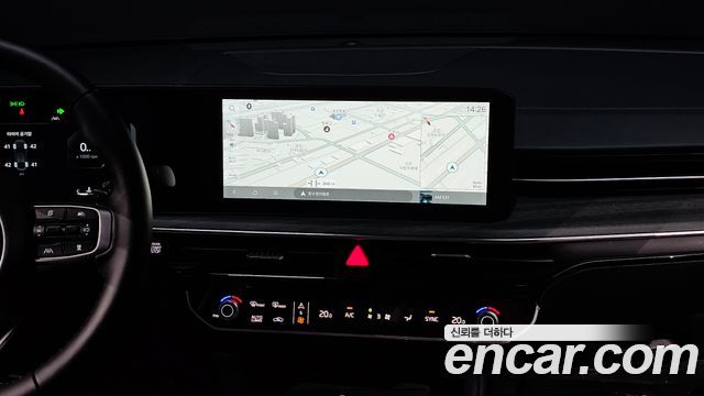 Kia K5 (III) 2.0 Noblesse 2024 — фото 14