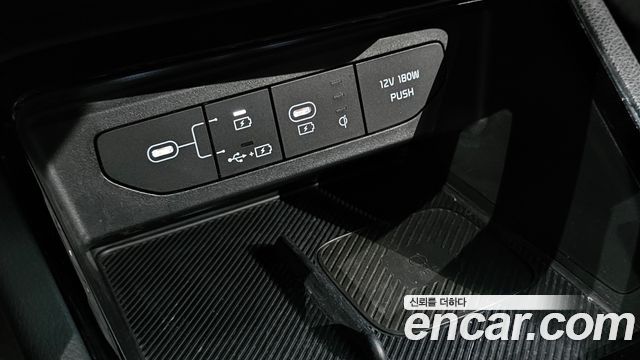 Kia K5 (III) 2.0 Noblesse 2024 — фото 20