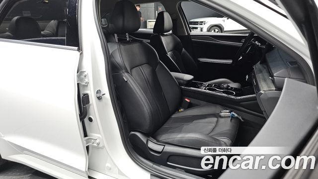 Kia K5 (III) 2.0 Noblesse 2024 — фото 26