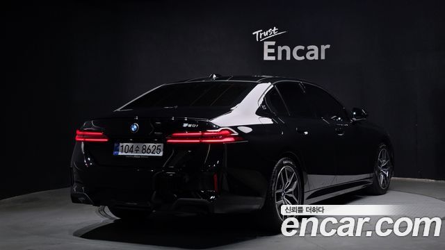 BMW 5 Series (G60) 520i Special Edition 2026 — фото 2