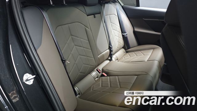 BMW 5 Series (G60) 520i Special Edition 2026 — фото 11