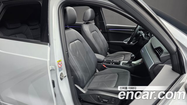 Audi Q3 (F3) 40 TFSI Quattro Premium 2024 — фото 12