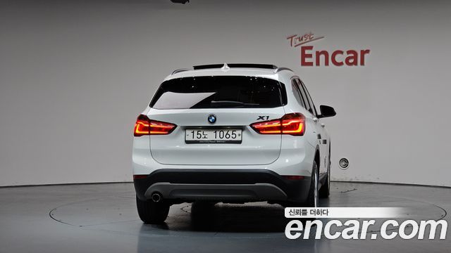 BMW X1 (F48) xDrive 18d 2017 — фото 4