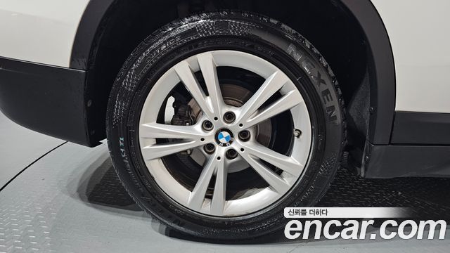 BMW X1 (F48) xDrive 18d 2017 — фото 27