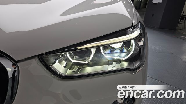 BMW X1 (F48) xDrive 18d 2017 — фото 28