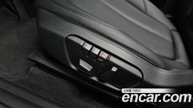 BMW X1 (F48) xDrive 18d 2017 — фото 37
