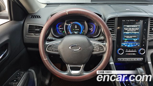Renault Korea QM6 Diesel 2WD RE Signature 2017 — фото 13