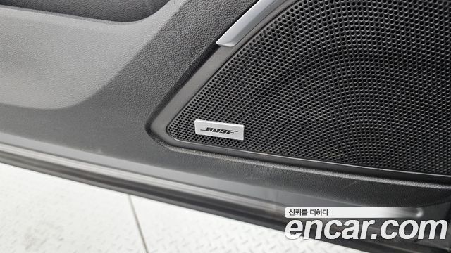 Renault Korea QM6 Diesel 2WD RE Signature 2017 — фото 27