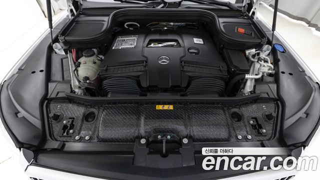 Mercedes-Benz GLS-Class (X167) Maybach GLS600 4MATIC 2025 — фото 6