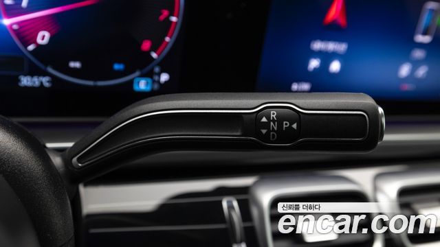Mercedes-Benz GLS-Class (X167) Maybach GLS600 4MATIC 2025 — фото 23
