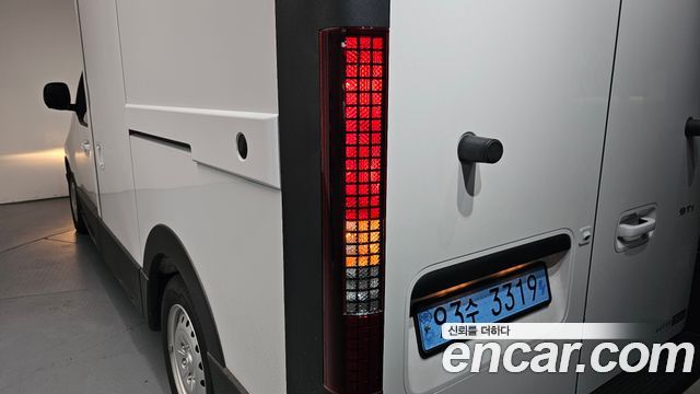 Hyundai ST1 Cargo Premium 2026 — фото 23