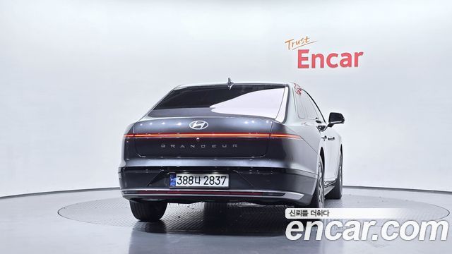 Hyundai Grandeur Hybrid (GN7) Exclusive 2023 — фото 4