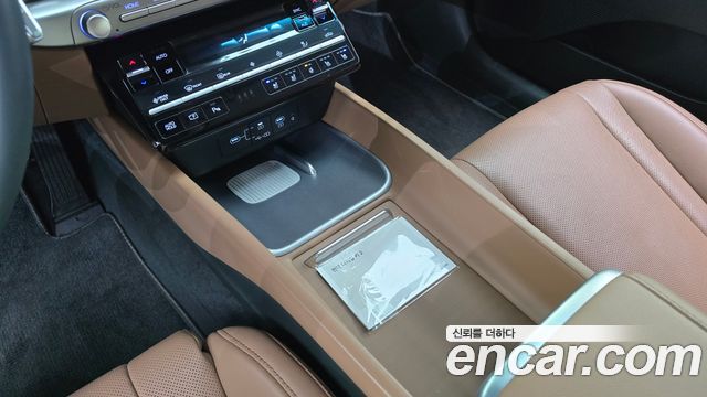 Hyundai Grandeur Hybrid (GN7) Exclusive 2023 — фото 23