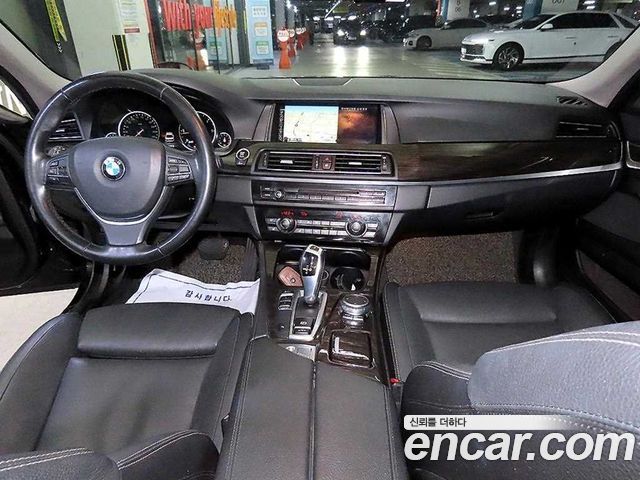 BMW 5 Series (F10) 520d Luxury Plus 2016 — фото 10