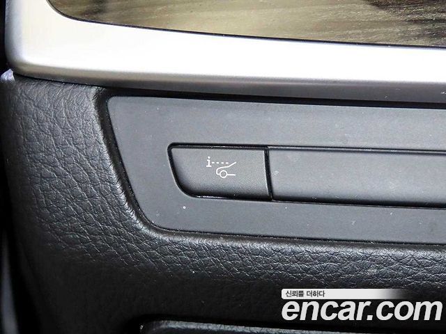 BMW 5 Series (F10) 520d Luxury Plus 2016 — фото 18