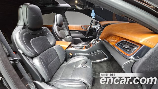 Lincoln Continental (X) 3.0 Black Label AWD 2019 — фото 10
