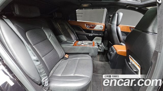 Lincoln Continental (X) 3.0 Black Label AWD 2019 — фото 23