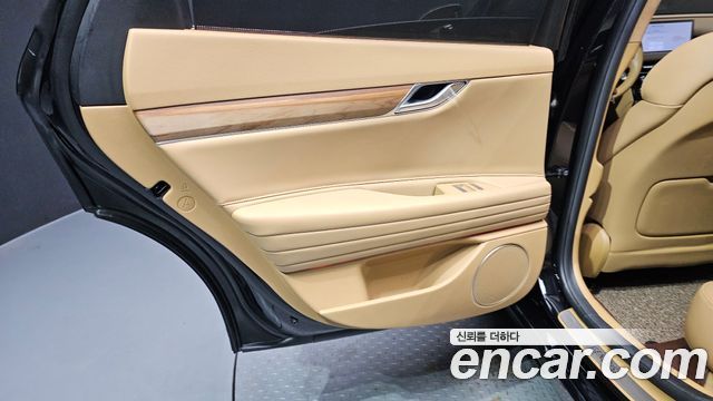 Genesis G80 (RG3) Gasoline 2.5 Turbo AWD 2025 — фото 25