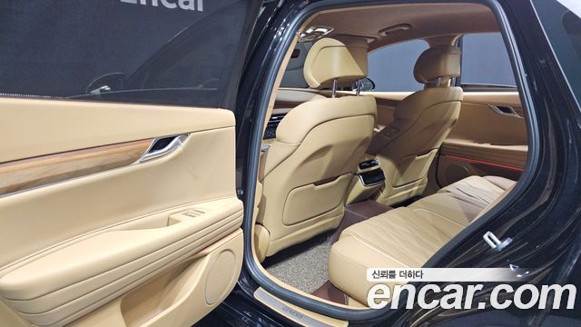 Genesis G80 (RG3) Gasoline 2.5 Turbo AWD 2025 — фото 26