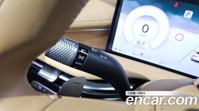 Genesis G80 (RG3) Gasoline 2.5 Turbo AWD 2025 — фото 31