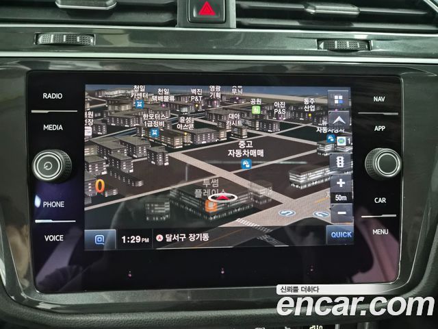Volkswagen Tiguan (II) 2.0 TDI Premium 2020 — фото 16