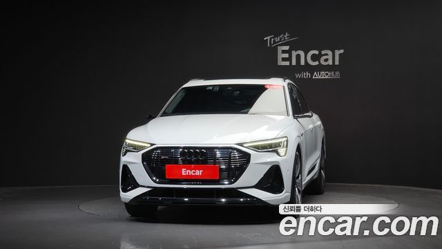 Audi e-tron 55 Quattro Sportback 2021 — фото 3