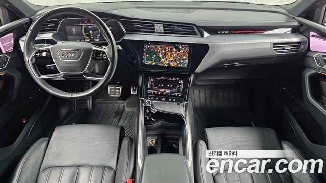 Audi e-tron 55 Quattro Sportback 2021 — фото 7