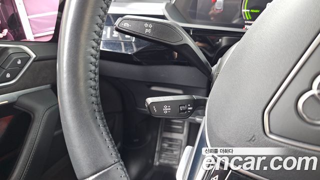 Audi e-tron 55 Quattro Sportback 2021 — фото 14