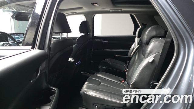 Hyundai Palisade Diesel 2.2 2WD Prestige 2023 — фото 12