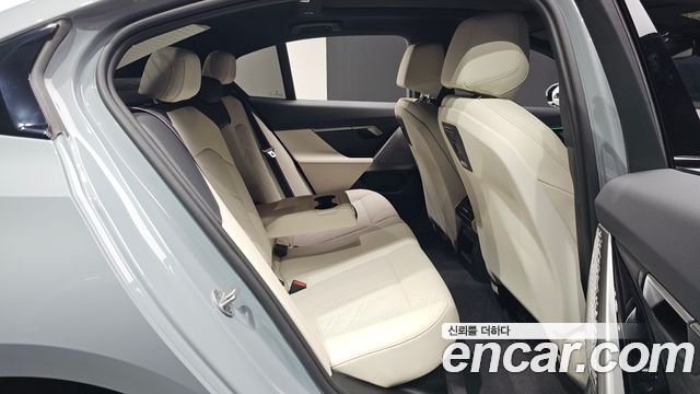 BMW 5 Series (G60) 520i Special Edition 2026 — фото 15