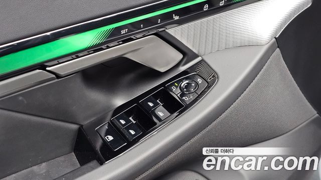 BMW 5 Series (G60) 520i Special Edition 2026 — фото 36