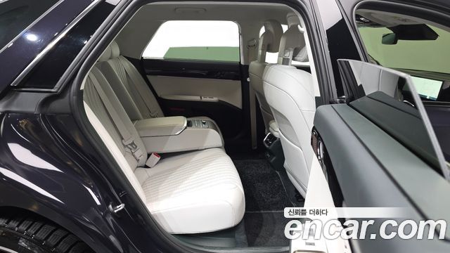 Hyundai Grandeur (GN7) 3,5 Gasoline 4WD Calligraphy 2025 — фото 12