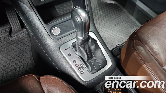Volkswagen Tiguan 2.0 TDI Comfort 5N 2015 — фото 9