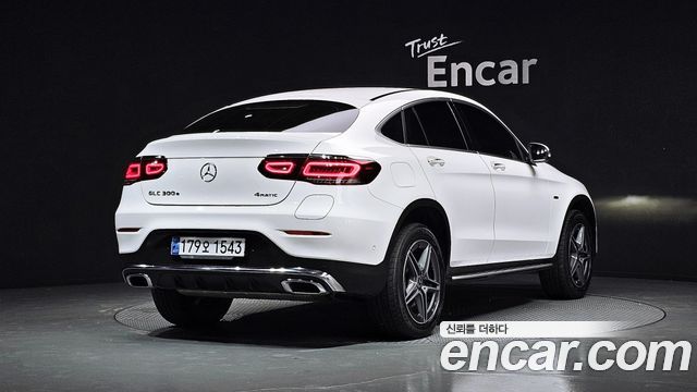 Mercedes-Benz GLC-Class (X253) GLC300e 4MATIC Coupe 2021 — фото 2