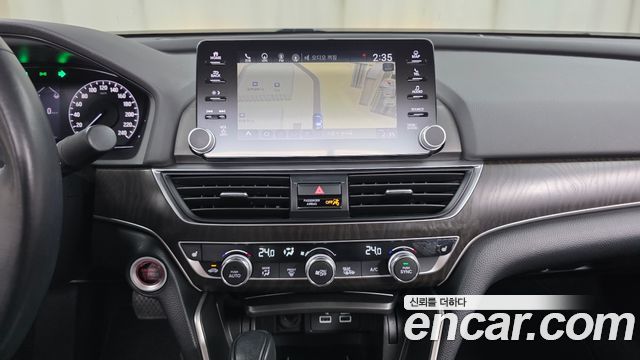 Honda Accord (X) 1.5 Turbo 2021 — фото 13
