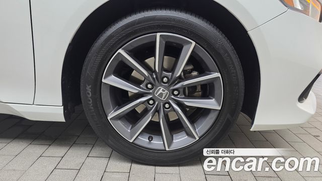 Honda Accord (X) 1.5 Turbo 2021 — фото 21