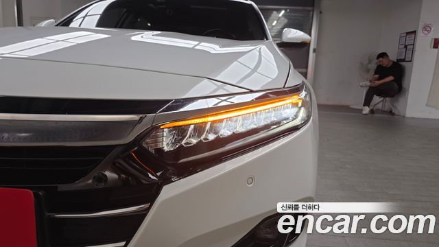 Honda Accord (X) 1.5 Turbo 2021 — фото 22