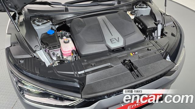 Kia EV6 GT 4WD 2023 — фото 6