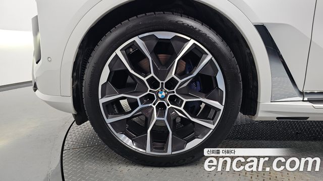 BMW X7 (G07) xDrive 40i M Sport 6STR 2024 — фото 5