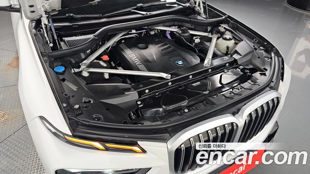 BMW X7 (G07) xDrive 40i M Sport 6STR 2024 — фото 6